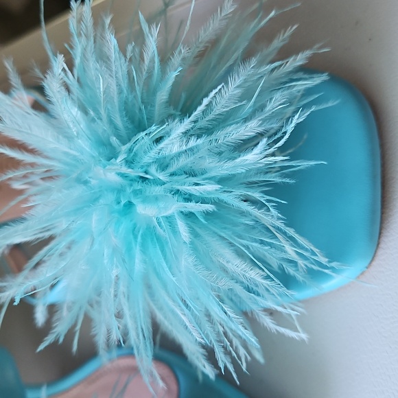 Kate Spade Turquoise Feathered Sandals - Picture 6 of 9